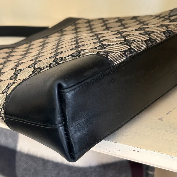 【9.28】#4 Preowned Value $400 Gucci GG Surpreme Tote - Picture 5 of 12